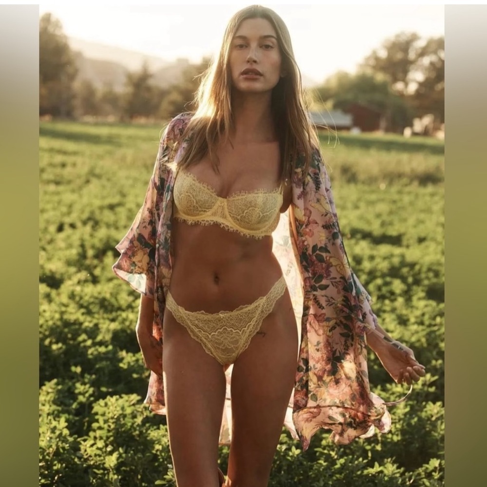Victoria's Secret Dream Angels lace thong